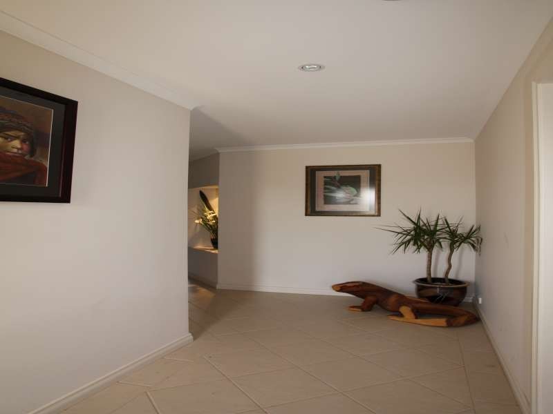 15 Strathford Way, Strathalbyn SA 5255