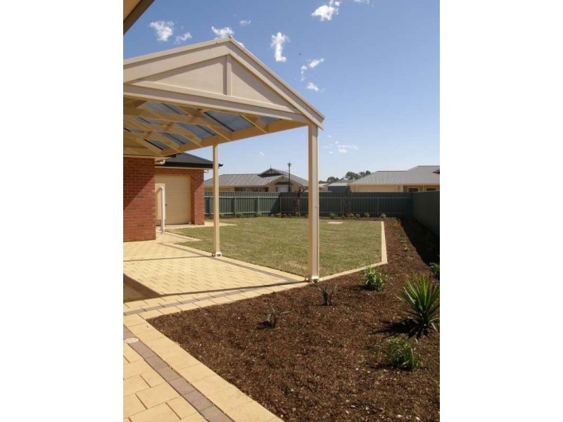 13 Strathford Way, Strathalbyn SA 5255