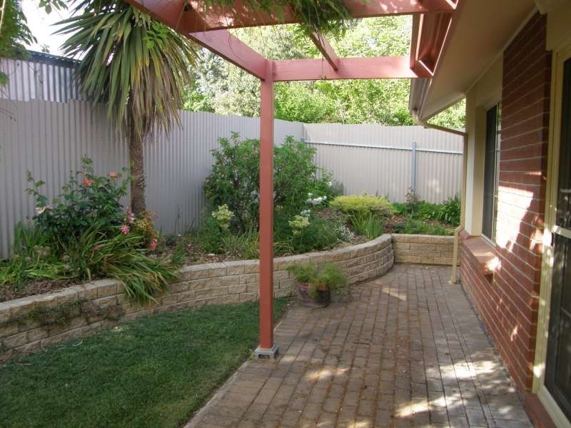 Unit 13 Heysen Village, Haebich Lane, Hahndorf SA 5245