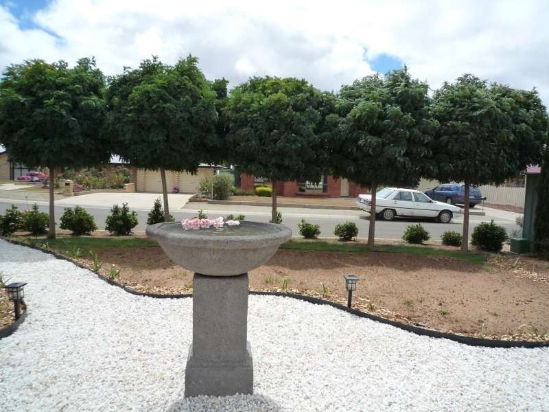 9 Strathcona Glen, Strathalbyn SA 5255