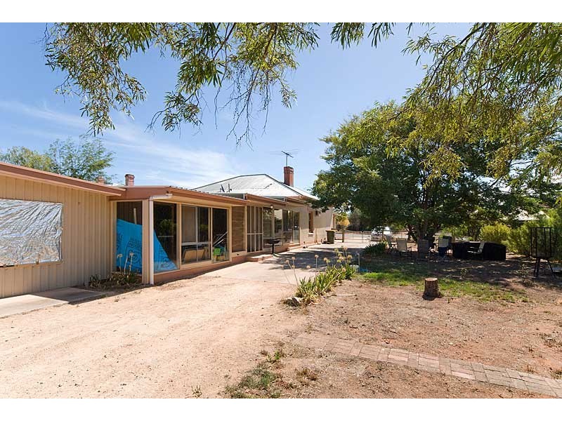 30 Sandergrove Road, Strathalbyn SA 5255