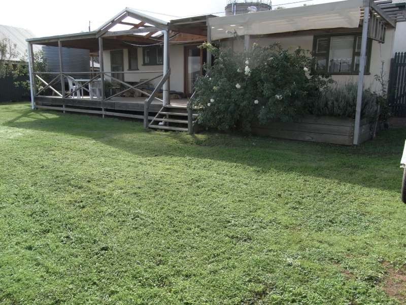 1 Elliott Street, Strathalbyn SA 5255
