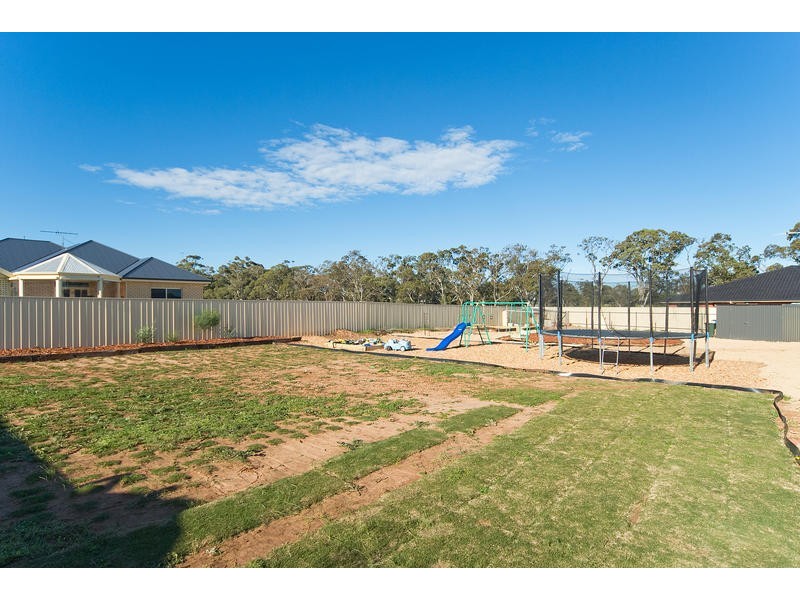 64 Hampden Way, Strathalbyn SA 5255
