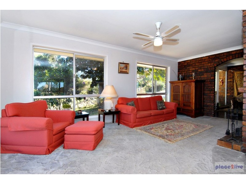 225 GIBBONS RD, Samford QLD 4520