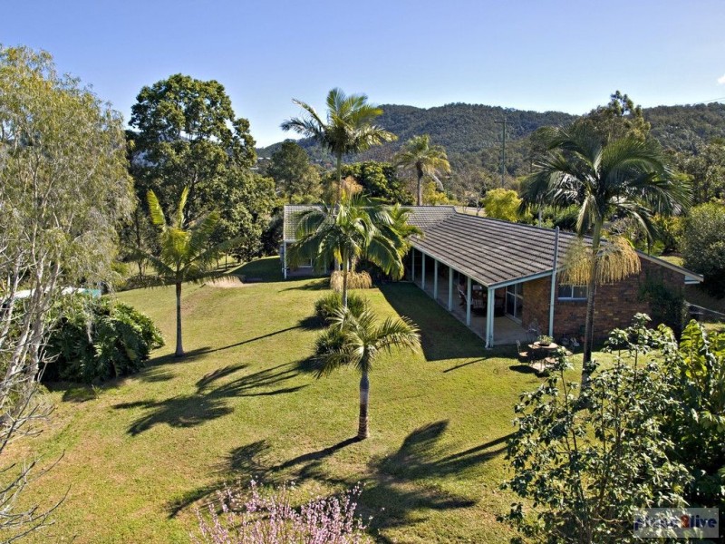 225 GIBBONS RD, Samford QLD 4520