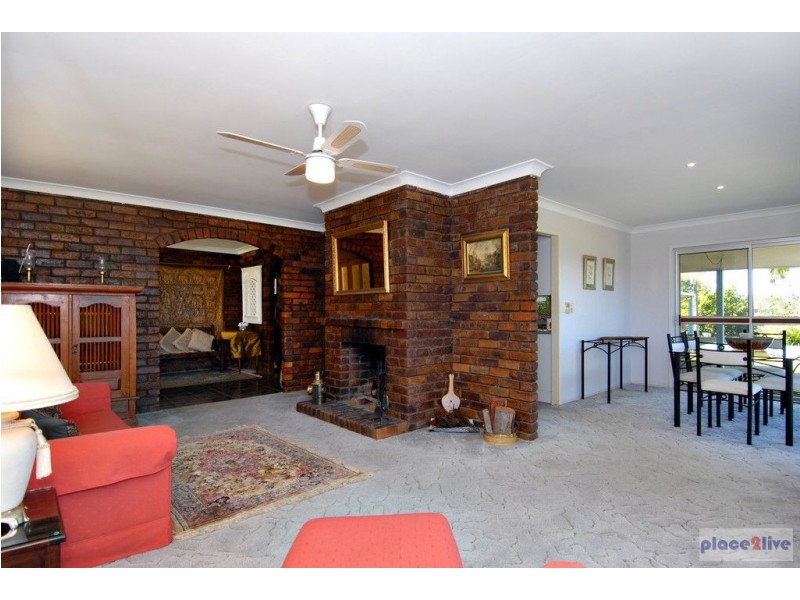 225 GIBBONS RD, Samford QLD 4520
