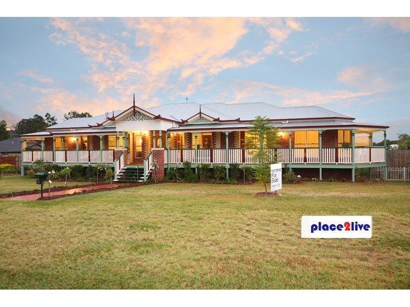 18 CHALMERS CRT, Samford QLD 4520