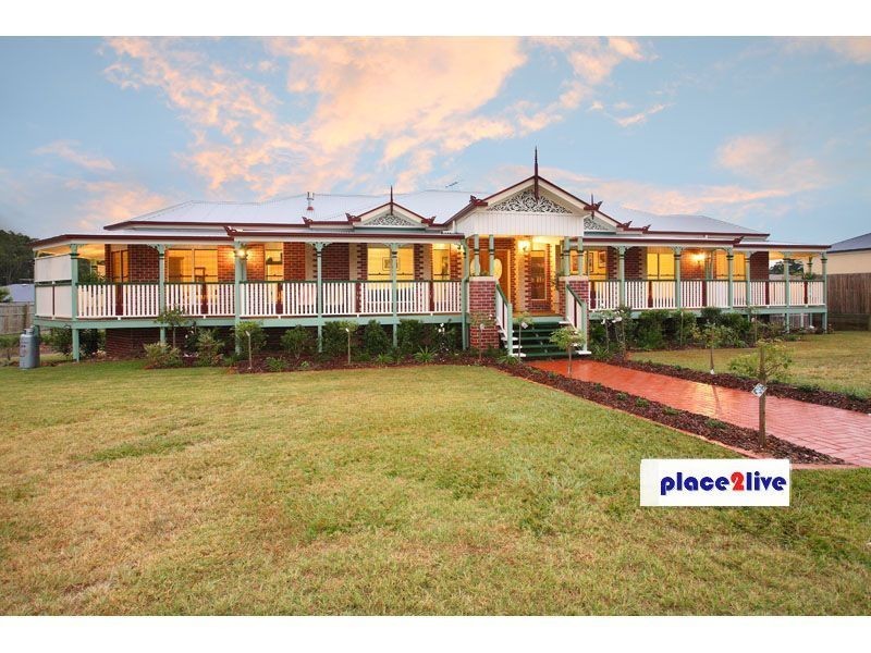 18 CHALMERS CRT, Samford QLD 4520