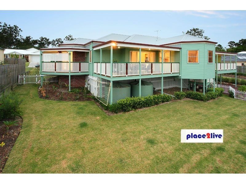 18 CHALMERS CRT, Samford QLD 4520