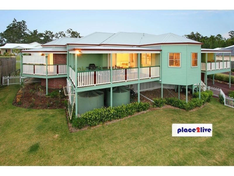 18 CHALMERS CRT, Samford QLD 4520