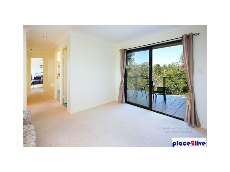 6 SPRY CT, Petrie QLD 4502