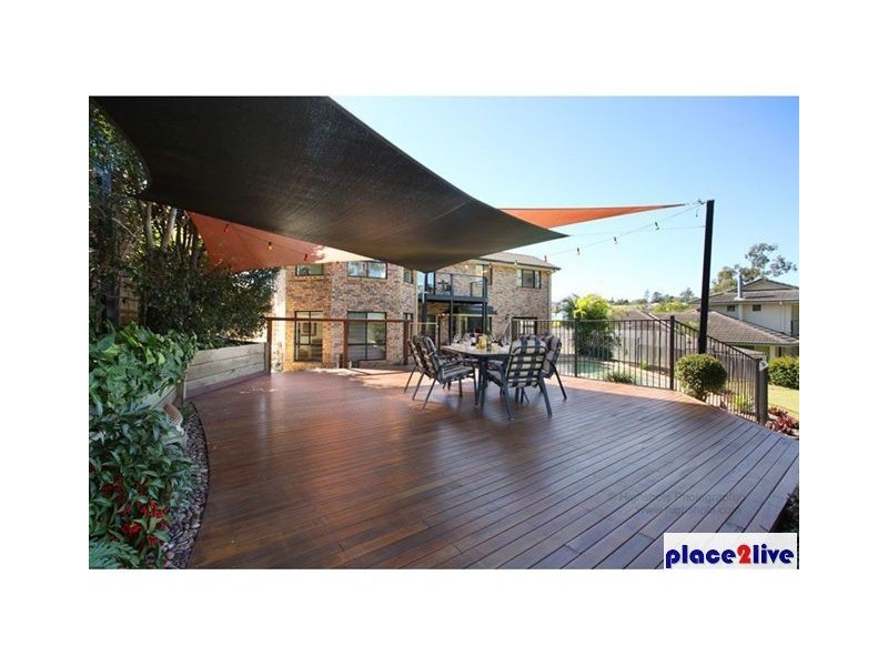 6 SPRY CT, Petrie QLD 4502