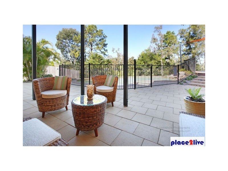 6 SPRY CT, Petrie QLD 4502