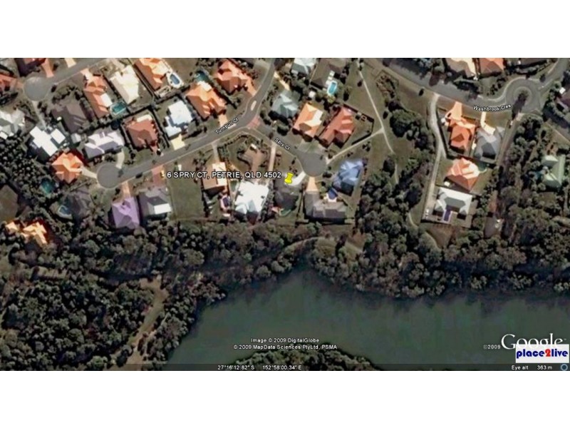 6 SPRY CT, Petrie QLD 4502