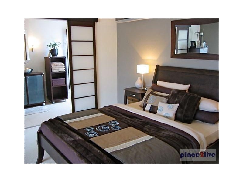 26 SHOALWATER CT, Burleigh Waters QLD 4220