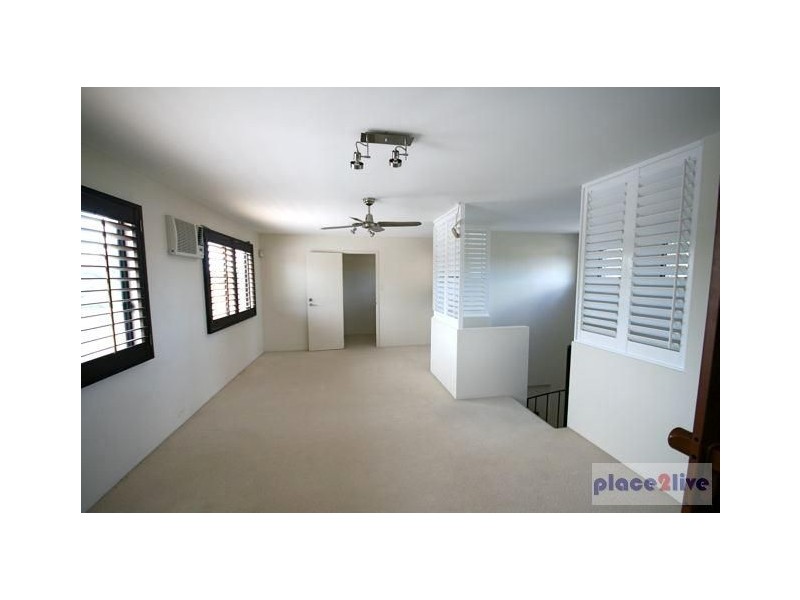 26 SHOALWATER CT, Burleigh Waters QLD 4220