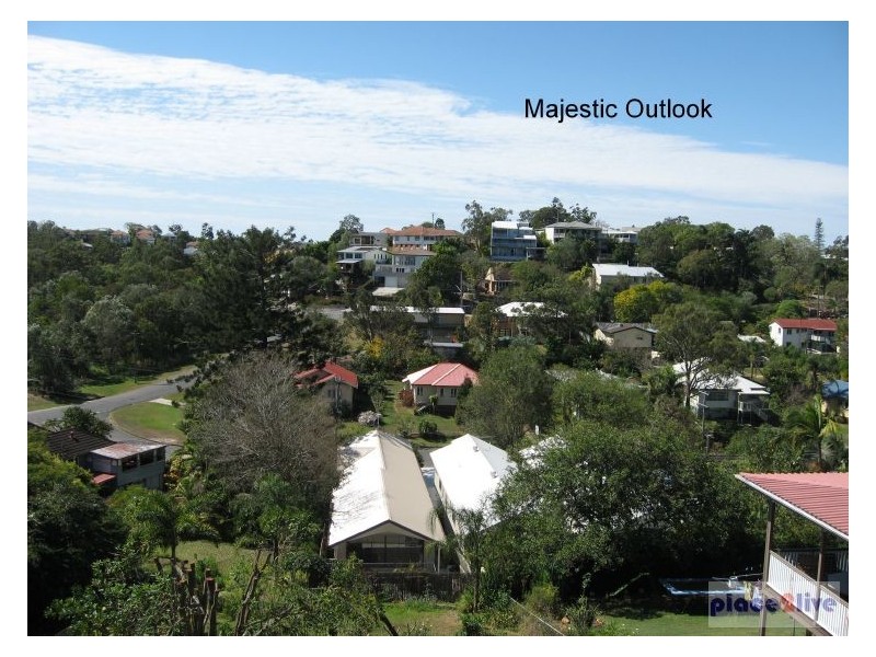 16 HALL AVE, Norman Park QLD 4170