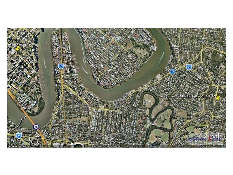 16 HALL AVE, Norman Park QLD 4170