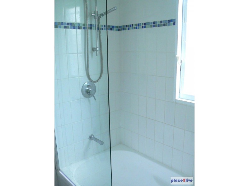 55 LONGDEN ST, Coopers Plains QLD 4108