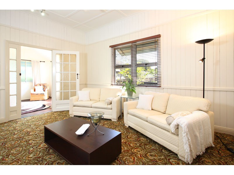 97 WATERWORKS RD, Ashgrove QLD 4060