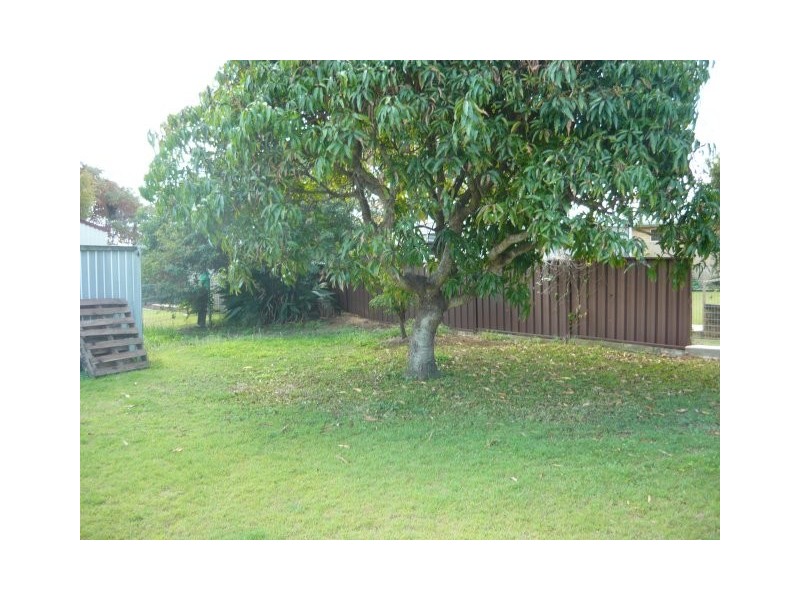 Avenell Heights QLD 4670