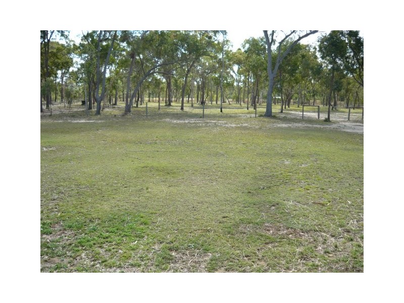 Moore Park Beach QLD 4670