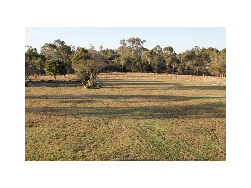 Sharon QLD 4670