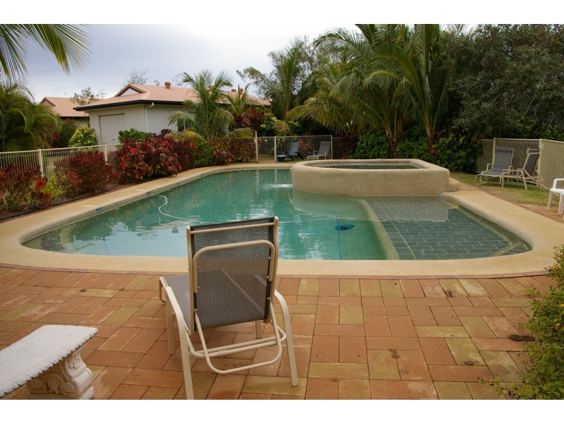 Coral Cove QLD 4670