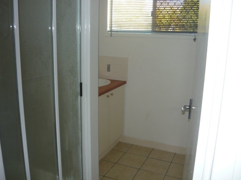 Avenell Heights QLD 4670