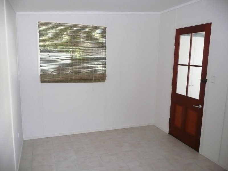 68 Welch Street, Elliott Heads QLD 4670