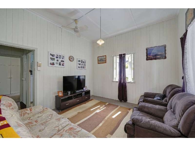 195 Targo Street, Walkervale QLD 4670