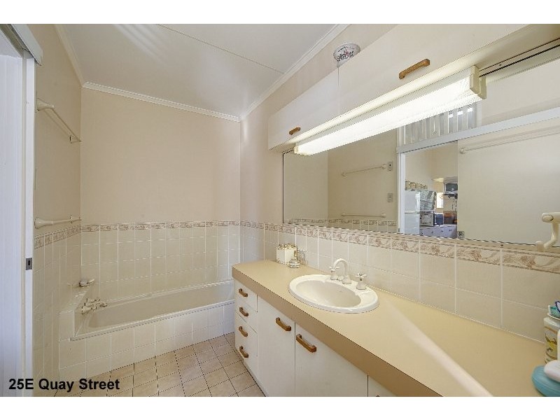 25E-27E Quay Street, Bundaberg QLD 4670