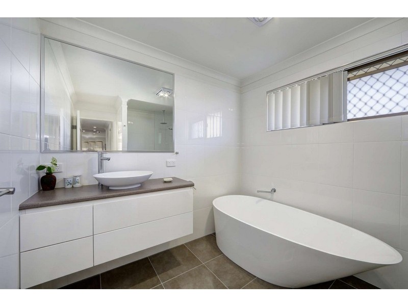 51 Newitt Drive, Bundaberg South QLD 4670