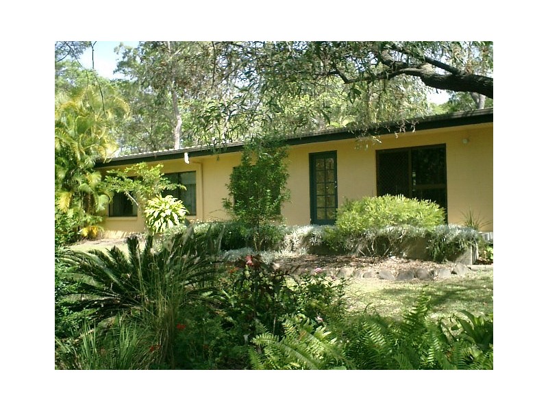 4 Evergreen Drive, Branyan QLD 4670