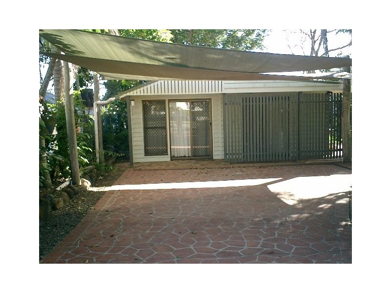 5 Waterview Road, Bundaberg North QLD 4670