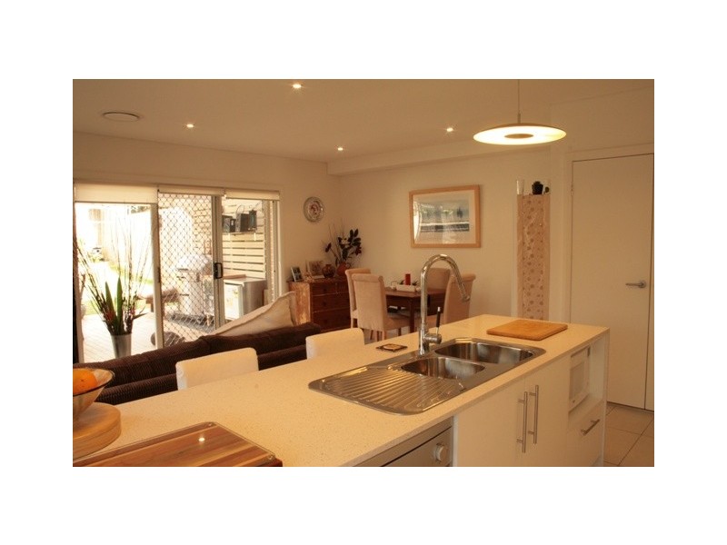 10A REBECCA ROAD, Greenacre NSW 2190