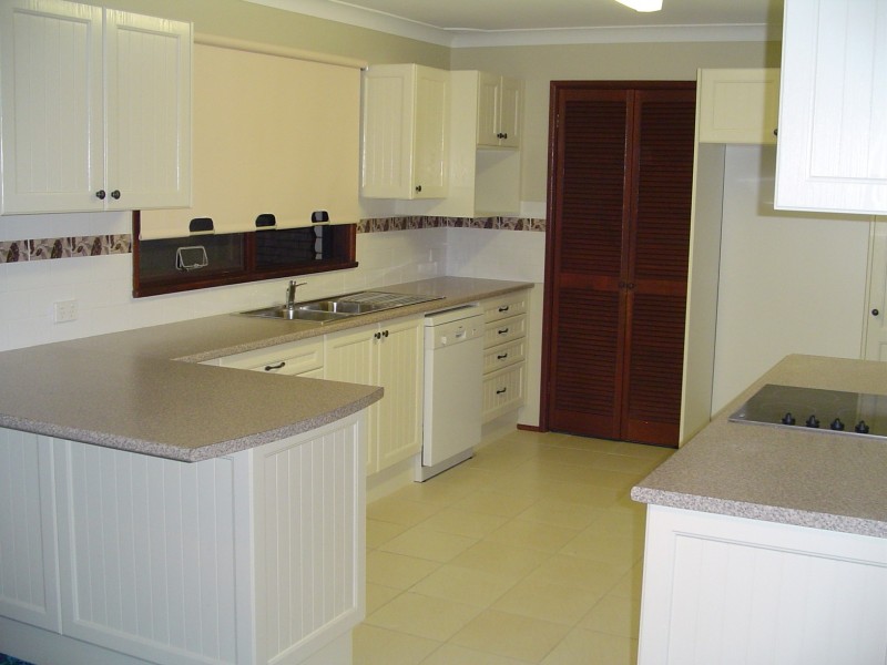 36 BARRATT AVENUE, Camden South NSW 2570