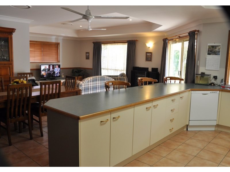 39 Cessnock Court, Caboolture QLD 4510