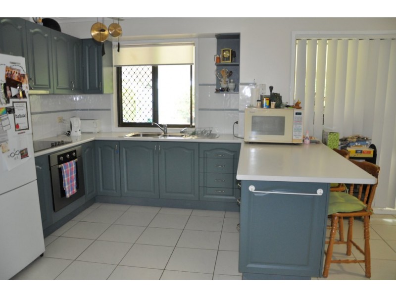 24 Walton Crescent, Murrumba Downs QLD 4503