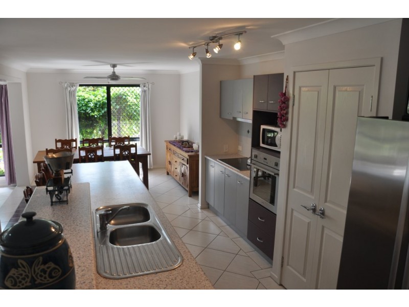31 Sandpiper Avenue, North Lakes QLD 4509