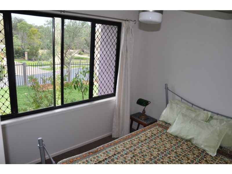 31 Sandpiper Avenue, North Lakes QLD 4509