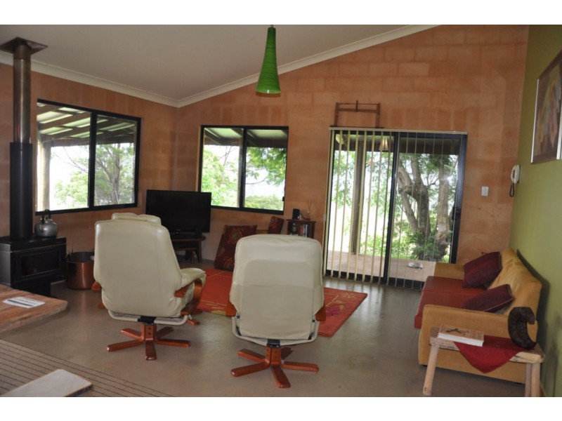 275 Maleny-Kenilworth Rd, Maleny QLD 4552