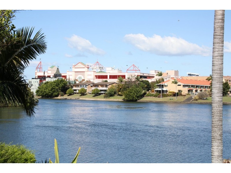 4-6 Merrimac, Broadbeach Waters QLD 4218