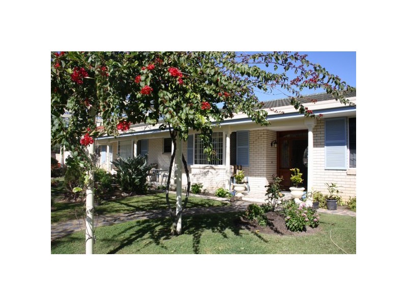 4-6 Merrimac, Broadbeach Waters QLD 4218