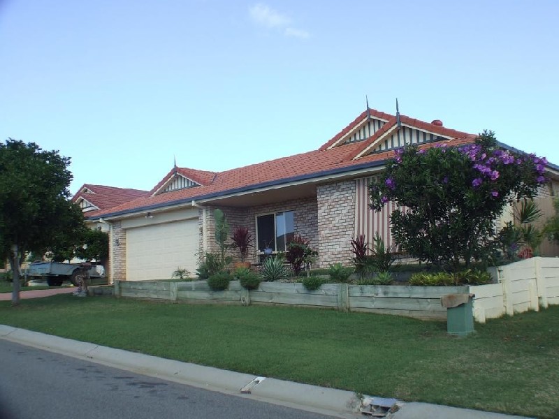 17 Brindabella, North Lakes QLD 4509