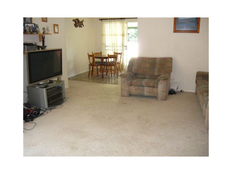 5 Carwell Avenue, Petrie QLD 4502