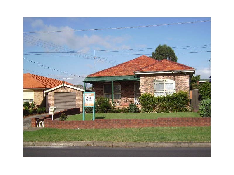 8 woodland, Chester Hill NSW 2162