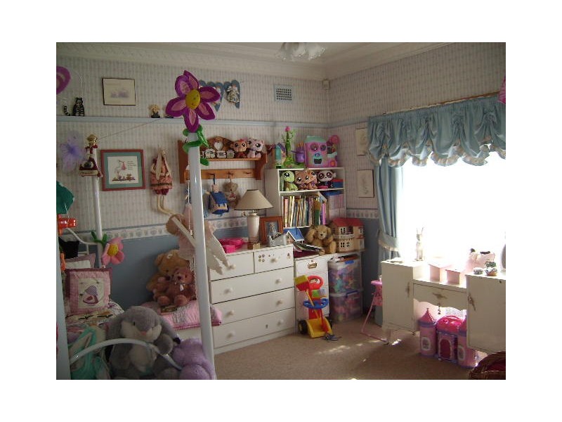 8 woodland, Chester Hill NSW 2162