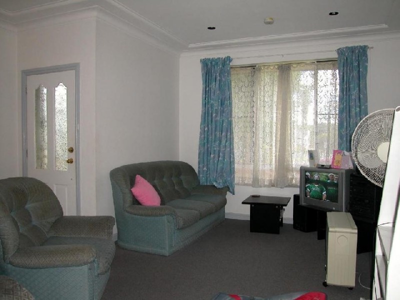 39 Jacques Avenue, Peakhurst NSW 2210