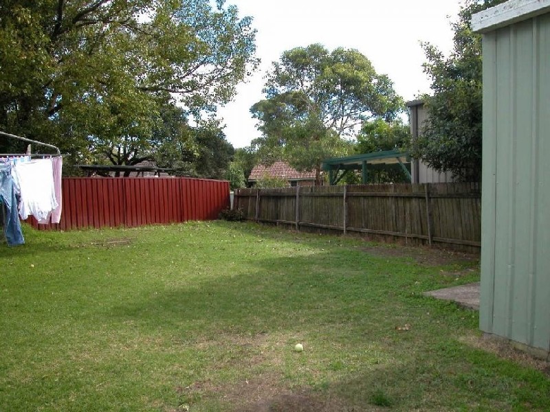 39 Jacques Avenue, Peakhurst NSW 2210